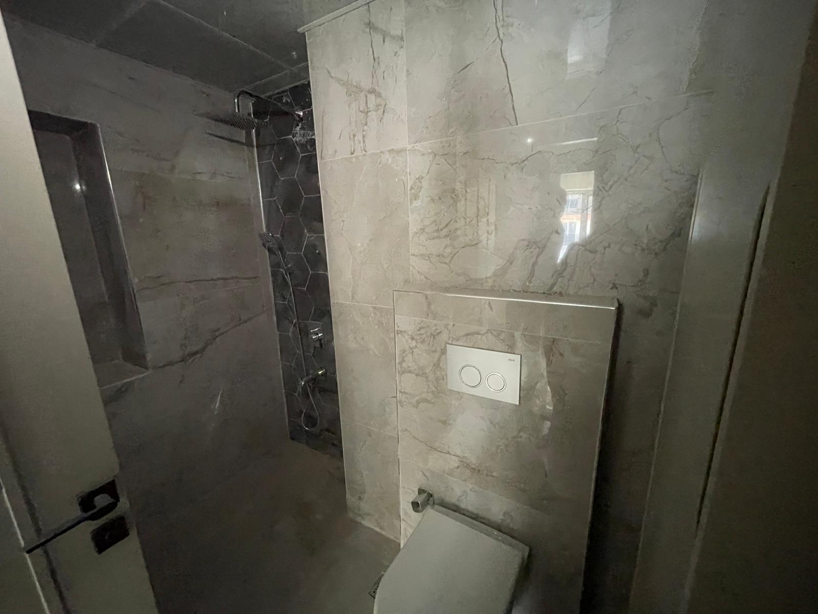 YILDIZKENT'TE BULVARDA SATILIK DAİRE